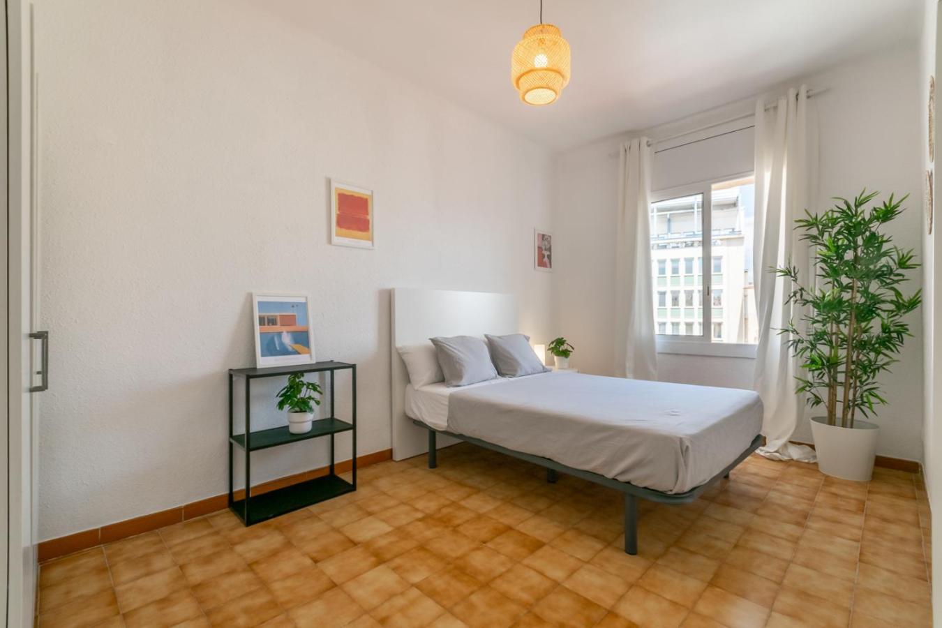 Ronda Apartment บาร์เซโลนา ภายนอก รูปภาพ